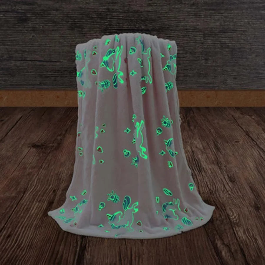 Cozy Glow: Soft Glow-in-the-Dark Blanket for Ultimate Comfort